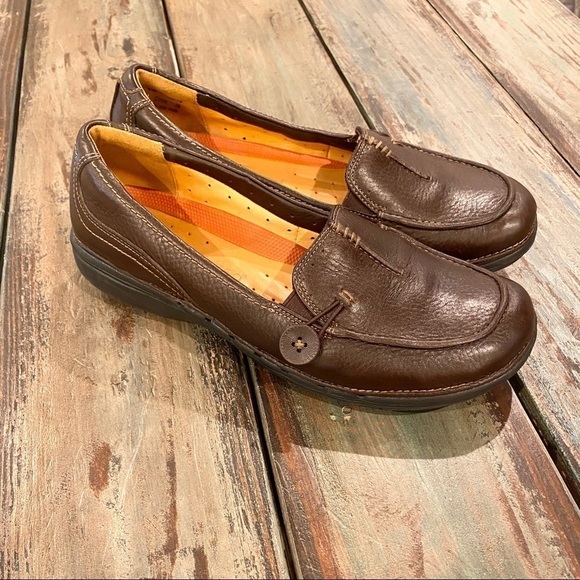 Clarks 8 Left / 8.5 Right,  Leather Comfort Loafers Shoes # 87571  Brown Nice! - Picture 1 of 12